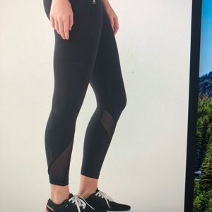 Lululemon tights